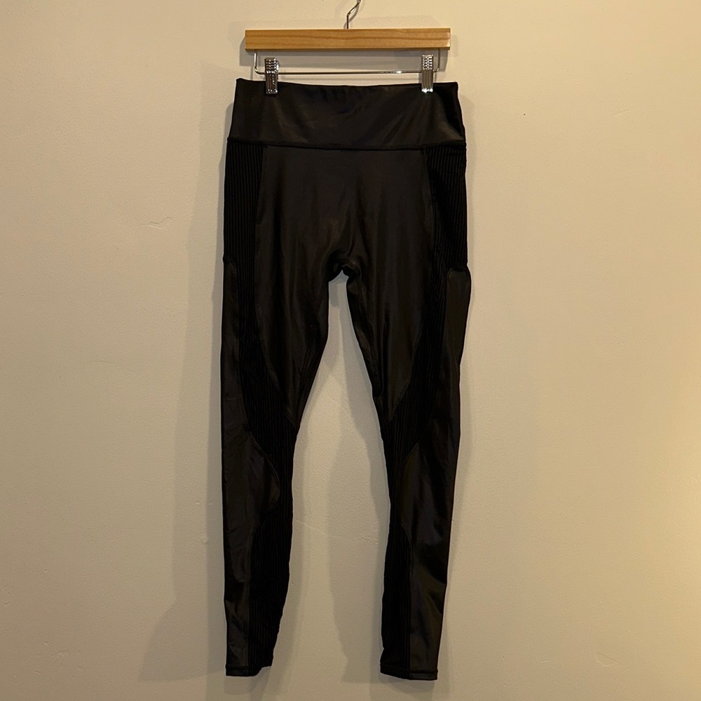 Fabletics Black High-Waisted Leggings. Size 6.